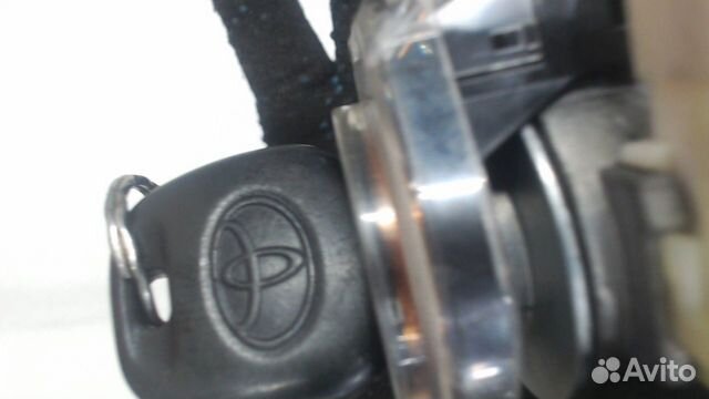 Замок зажигания Toyota Highlander 2, 2008