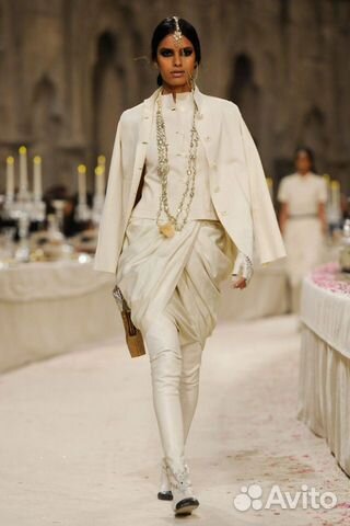 Подиум жакет Бомбей Chanel Podium оригинал