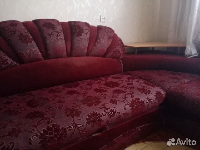 Диван