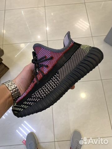 Кроссовки Adidas Yeezy Boost 350 V2 Yecheil новые Кроссовки Adidas Yeezy Boost 350 V2 Yecheil новые