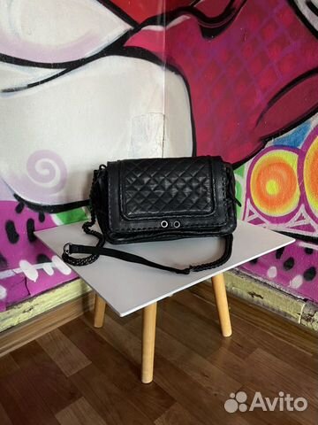 Кожаная сумка Zara на длинном ремешке Кожаная сумка Zara на длинном ремешке