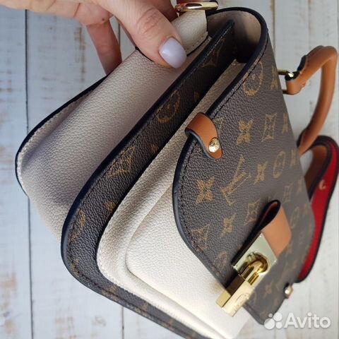 Новая женская белая сумка кожа Louis Vuitton Новая женская белая сумка кожа Louis Vuitton