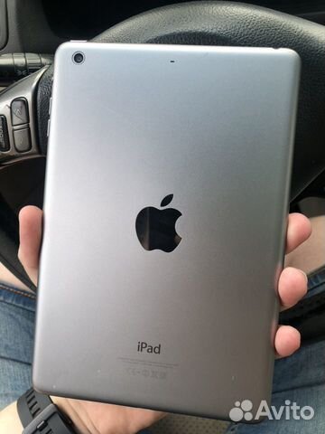 Продам iPad Mini 2 16GB Space Gray Продам iPad Mini 2 16GB Space Gray