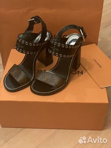 Босоножки Louis Vuitton новые
