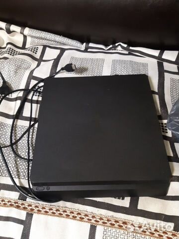 Sony PS4 slim 1 терабайт