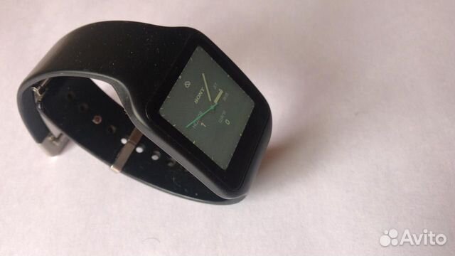 Часы sony smart watch 3