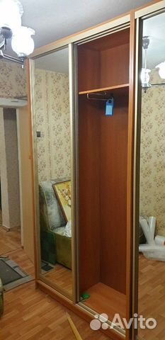 2 Шкафа-купе с зеркальными дверцами