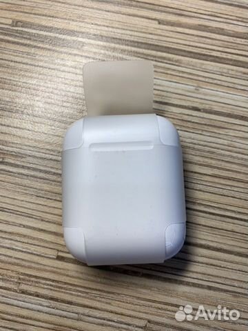 Обмен старых AirPods на новые Обмен старых AirPods на новые