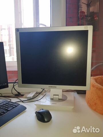 Монитор Samsung 970p