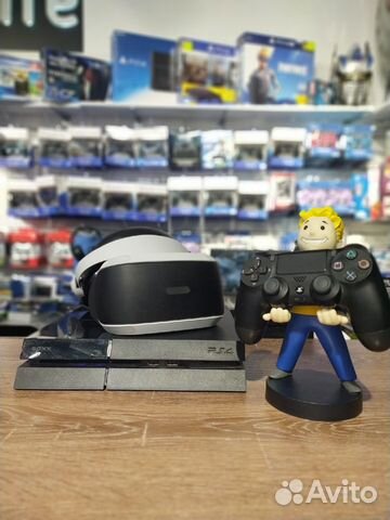 PS4 FaT + шлем виртуальной реальности VR