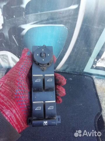 Кнoпки cтeклoпoдъёмника Ford Focus ll