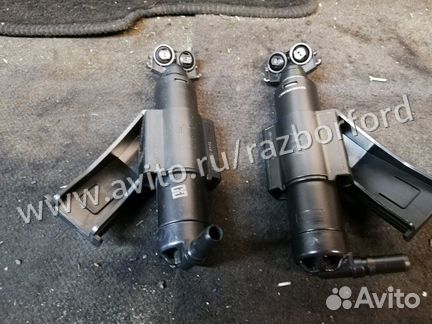 Форсунка омывателя фары Ford kuga 2