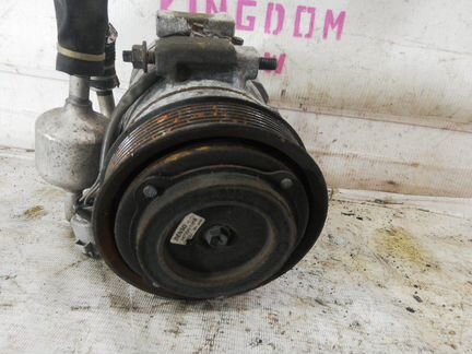 Компрессор кондиционера Toyota Avensis AZT250