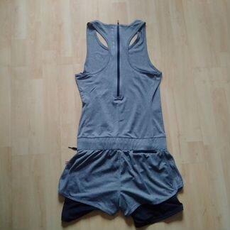 Adidas running новый комбинезон. Размер S
