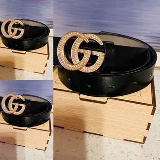 Кожаный ремень Gucci со стразами