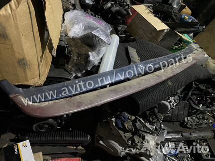 Верхний молдинг зад. бампера Volvo 940 / 960