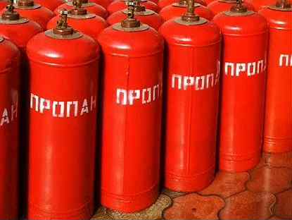 Газ пропан/сжиженный газ. Место хранения баллонов табличка. Баллон пропан 20 литров. Пропан опасен. Пропан опасен.