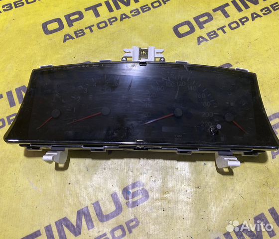 Щиток приборов Toyota Corolla E120