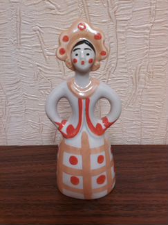 Фарфоровая статуэтка СССР