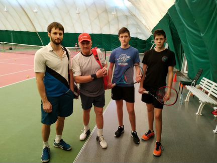 Тренер по теннису для детей и взрослых