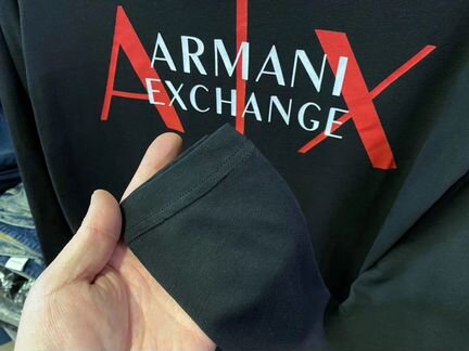 Armani Exchange лонгслив