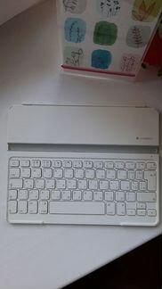 Клавиатура Logitech для iPad