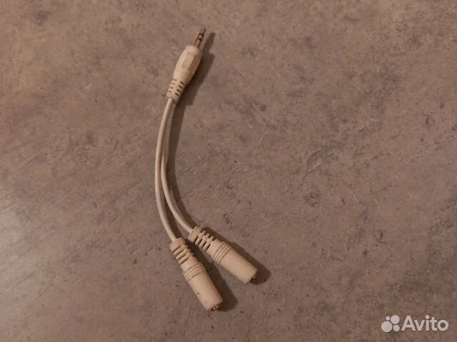 Различные провода для сети 220 и аудио