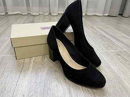 clarks 42