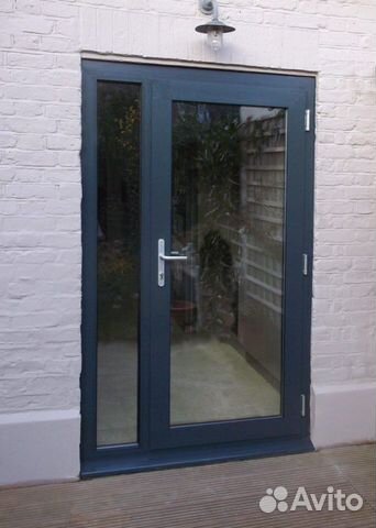 Дверь входная алюминиевая