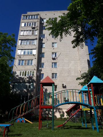 2-к. квартира, 56 м², 3/9 эт.