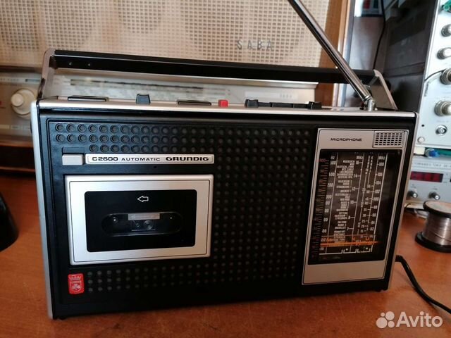 Магнитола Grundig C2600