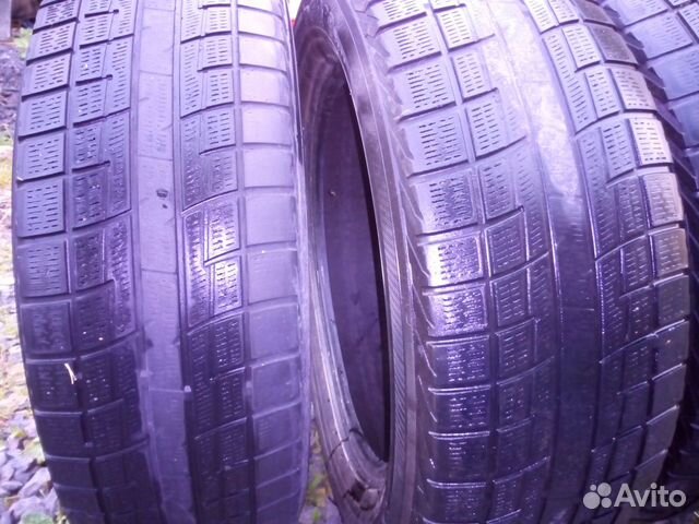 Yokohama Ice Guard IG30 215/60 R17