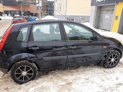 Ford Fiesta 1.4 МТ, 2006, 165 000 км