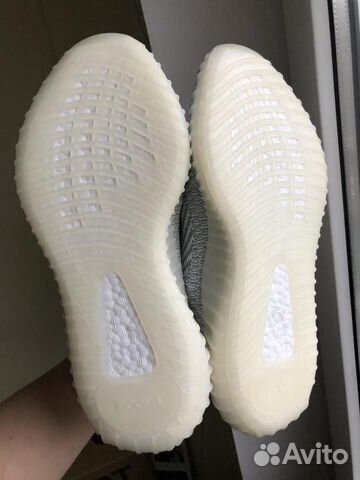 Yeezy Boost 350 V2 Cloud White