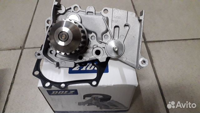 Водяной насос помпа Ларгус Логан Дастер 1.6 K4M