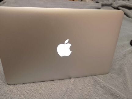 Macbook air 11 2010