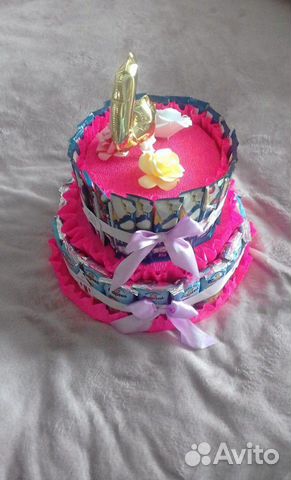 Торт из сладостей