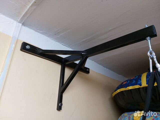 Кронштейн для боксерского мешка