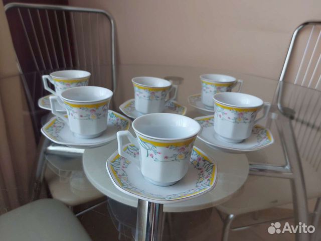 Новый кофейный сервиз, Италия