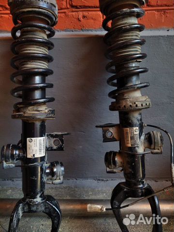 Передние амортизаторы BMW F10/11/13