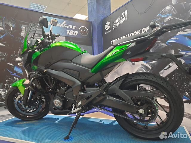 Мотоцикл Bajaj Dominar 400 Touring Зелёный