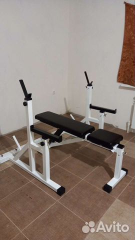 Стойки для жима со страховкой и скамьёй для жима