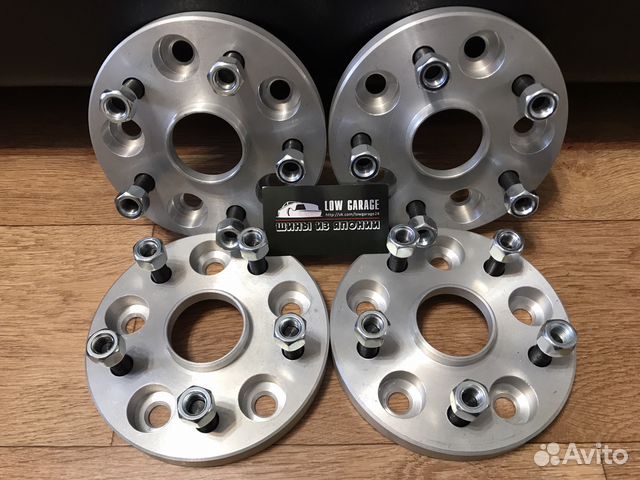 Проставки 5х114.3 20мм с направляющей + гайки