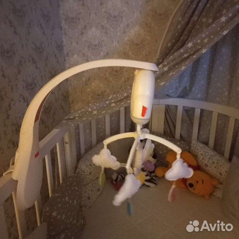 Детский мобиль в кроватку