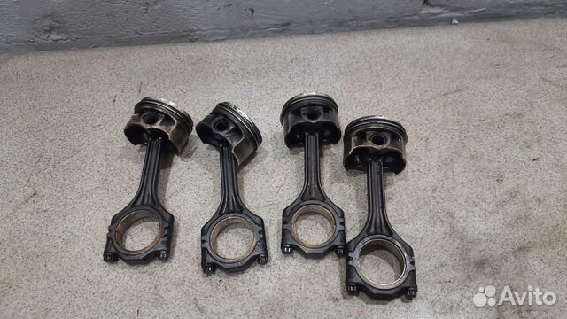 Комплект поршней с шатунами 1.4 caxc VW Jetta 6