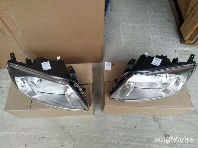 Передние Фары на Лада Гранта Питерские
