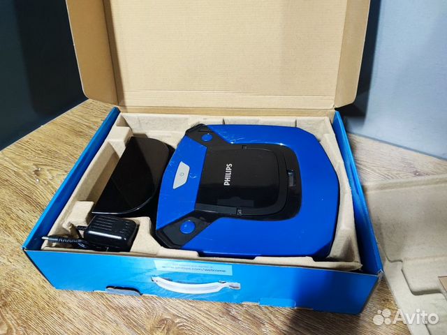 Робот-пылесос Philips