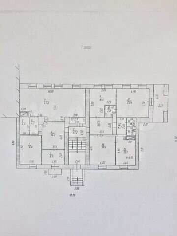 Бизнес-центр с арендаторами, 854 м²