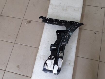 Кронштейн заднего бампера правый Mercedes GLC X253