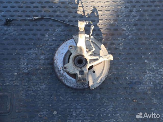 Кулак поворотный Левый правый Renault Logan 2